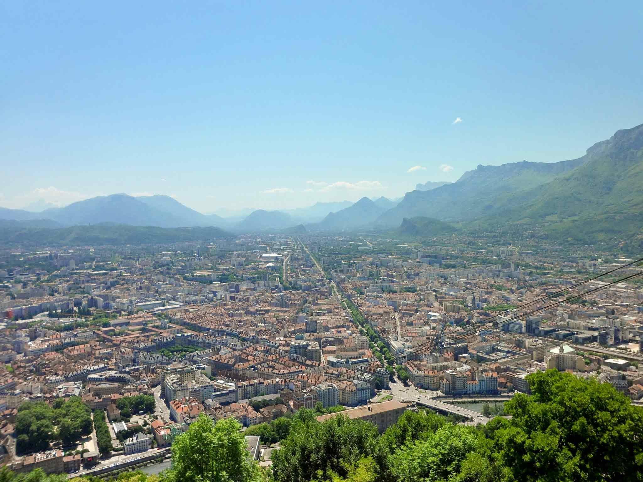 Ibis Grenoble Universite Gieres Екстер'єр фото